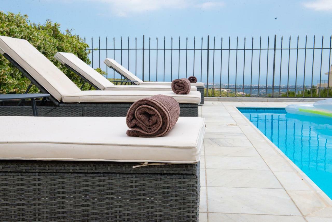 Villa Olympia Vip Dhráfi Exterior foto